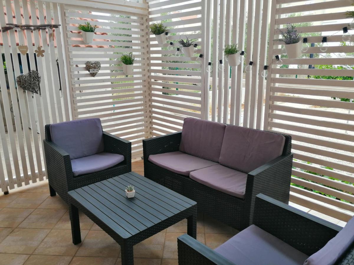 Apartman Mira Žaborić Exteriér fotografie